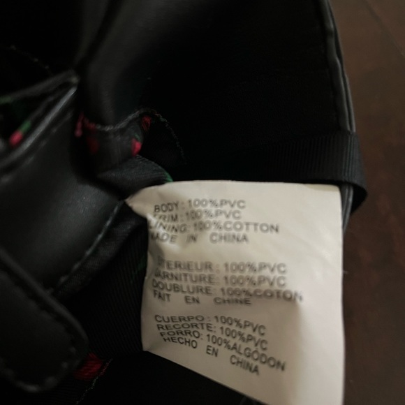 Betsey Johnson purse - Picture 12 of 12